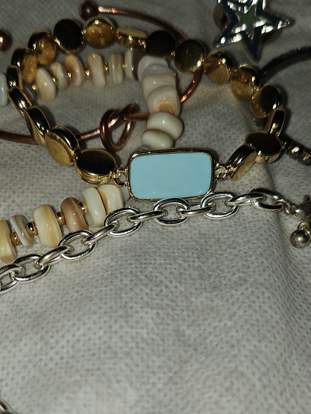 Jewelry Bundle 8 Pieces Heart Link Necklace, Bracelets & Ring - Picture 9 of 9